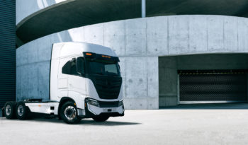 
									2022 Nikola Tre Battery Electric Truck full								