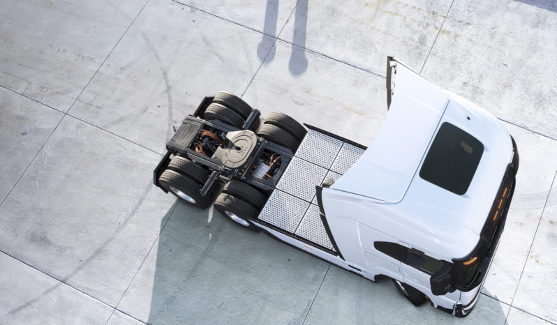 
								2022 Nikola Tre Battery Electric Truck full									