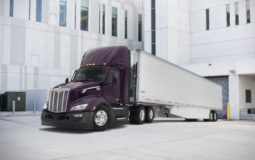 Peterbilt 579 EV Electric Truck