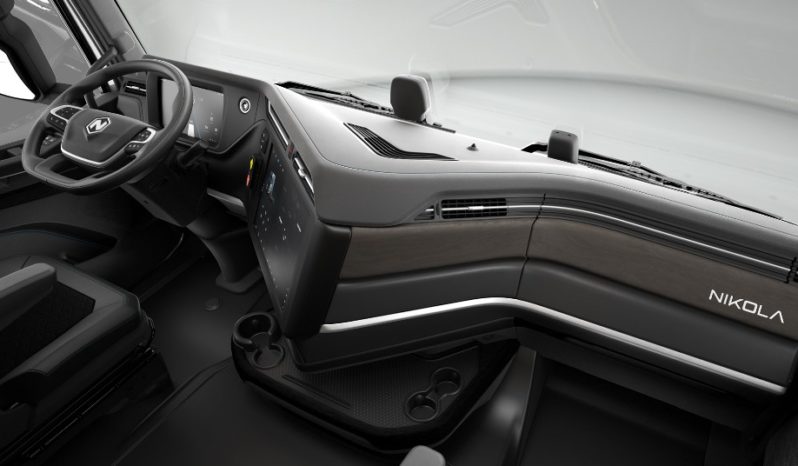 
								2022 Nikola Tre Battery Electric Truck full									
