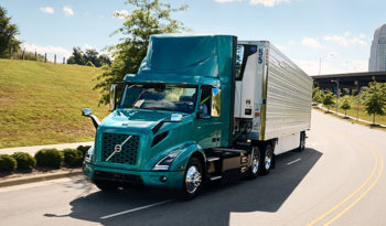 
									2022 Volvo VNR Electric Truck full								