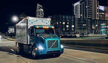 
									2022 Volvo VNR Electric Truck full								