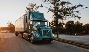 
									2022 Volvo VNR Electric Truck full								