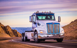 Peterbilt 579 EV Electric Truck
