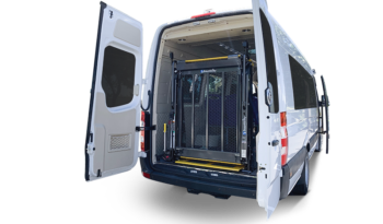 
									EV Star Min-E Bus full								