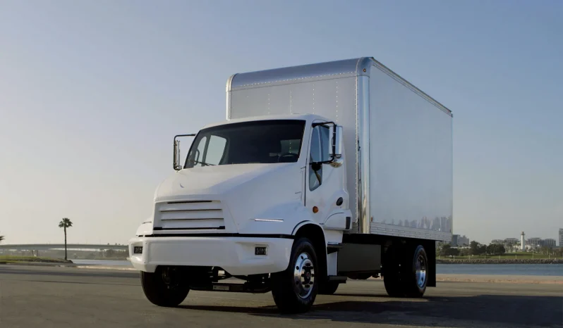 
								Xos Class 6 / 7 MDXT Electric Truck full									