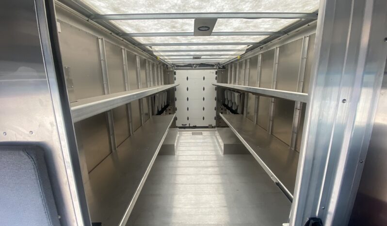 
								2023 XOS SV Stepvan full									